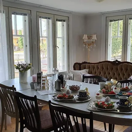 Kuin Koti * Naantali